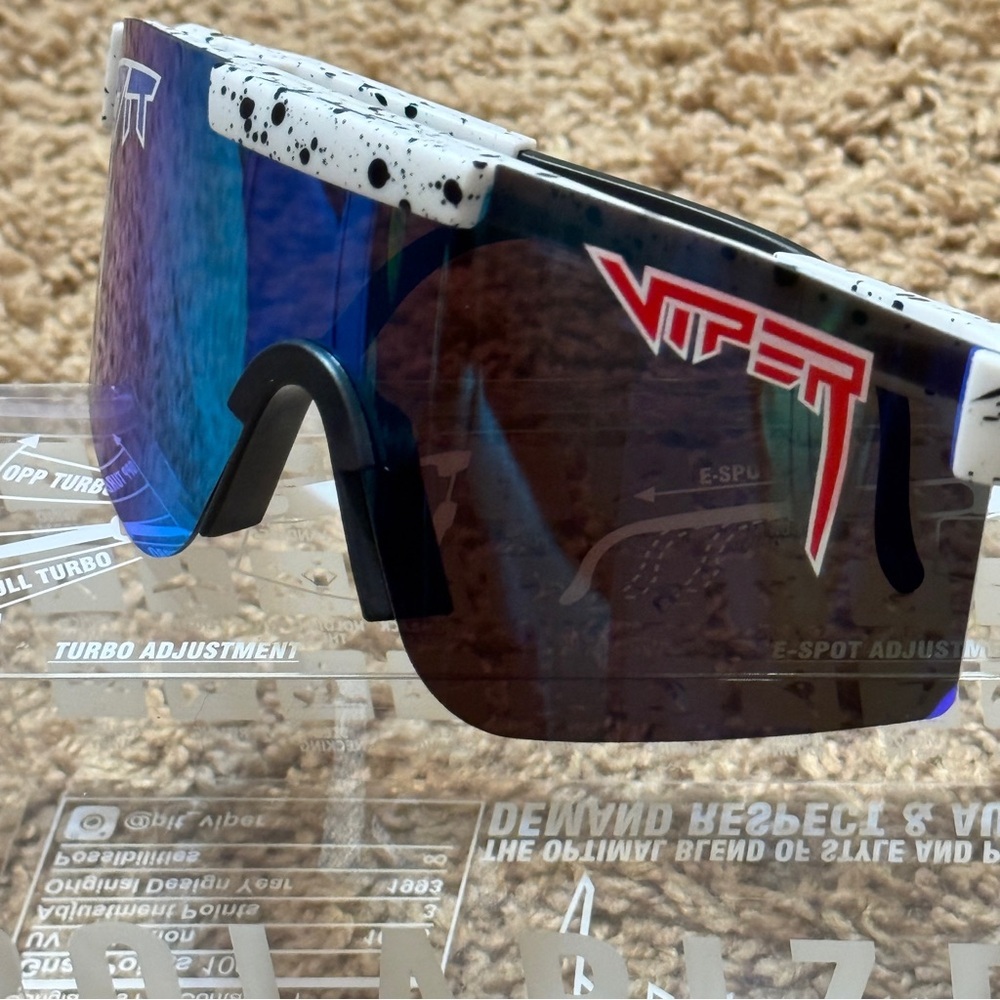 NWT Pit Viper Polarized Sunglasses White/Black Splatter – Brand New with Extras - Picture 3 of 8